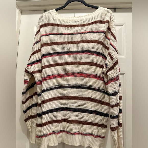 American Eagle Outfitters Oversized Henley Sweater - Picture 2 of 2